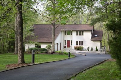 Asphalt Driveway with Curved Design
